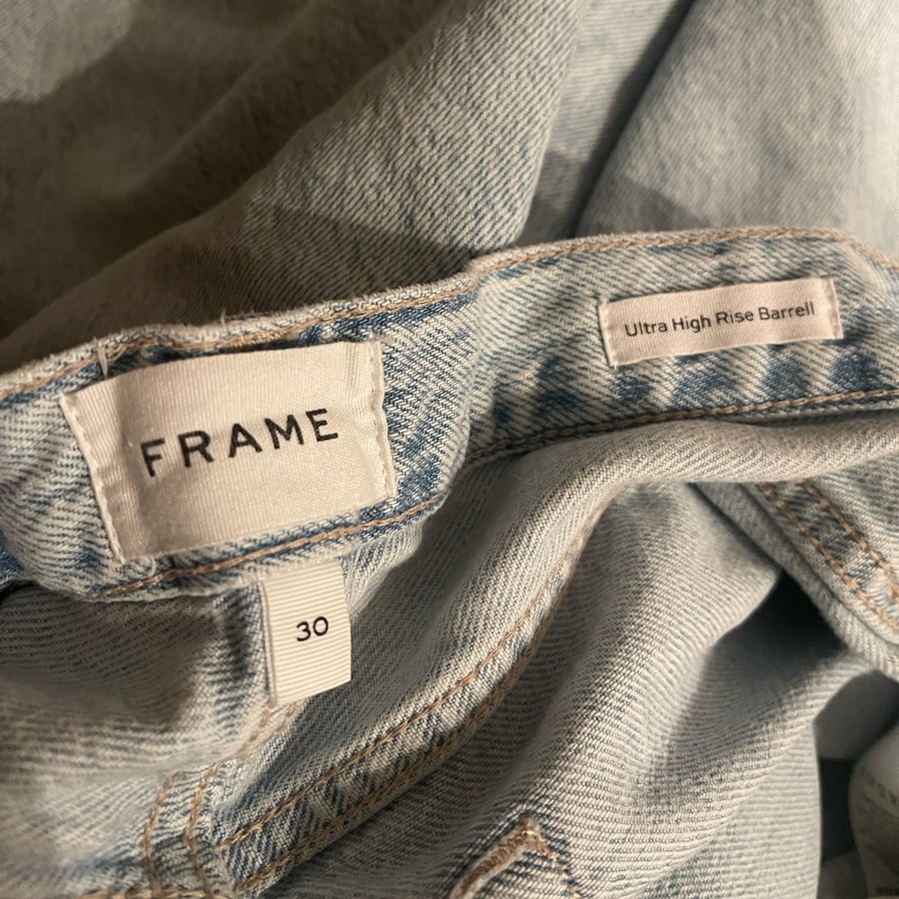 FRAME Jeans Ultra High Rise Barrell - Picture 8 of 12